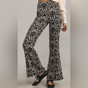 EUC By ANTHROPOLOGIE Satin Flare Pants Black White Butterfly Floral Print US 10